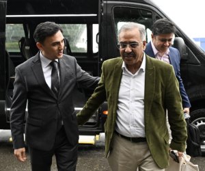 D-8-in Baş katibi Azərbaycanda