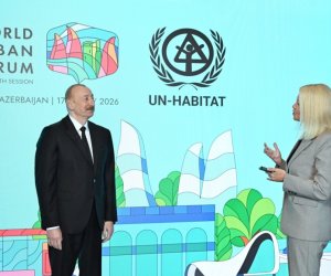 
İlham Əliyev: Gələn ayın əvvəlində yeni yataqdan qaz hasilatına başlanılması ilə bağlı məlumat verəcəyik