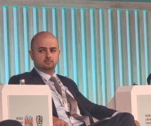 İşğaldan azad olunmuş ərazilərdə bərpa koordinasiyalı şəkildə aparılır - Vahid Hacıyev