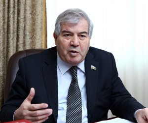 
Sabir Rüstəmxanlı "Şərəf" ordeni ilə təltif edilib