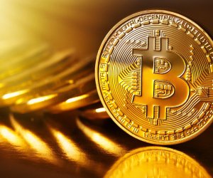

"Bitcoin" bahalaşıb

