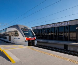 Azerbaijan, Georgia integrate rail ticket sales systems

