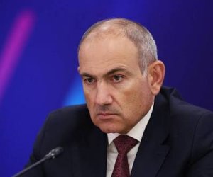 Пашинян обвинил кандидата в депутаты Андраника Теваняна в госизмене