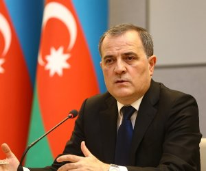 Ceyhun Bayramov Nyu-Yorkda Kuba və çexiyalı həmkarları ilə görüşüb