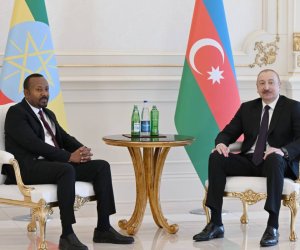 Prezident Efiopiya Baş nazirinə təbrik ünvanlayıb