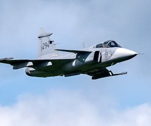 Украина получит истребители Gripen