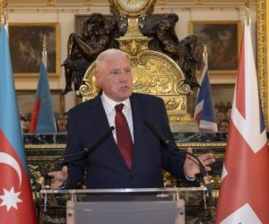 Britaniyalı nazir: Azərbaycan təhlükəsizlik və diplomatik sahəsində vacib tərəfdaşdır
