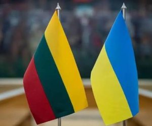 Литва и Украина подписали меморандум о сотрудничестве в сфере военпрома