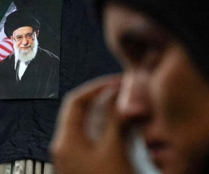 Иран готовится к трехдневным похоронам Али Хаменеи
