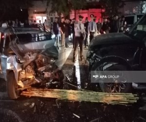 Tovuzda iki avtomobil toqquşub, ölən və yaralananlar var