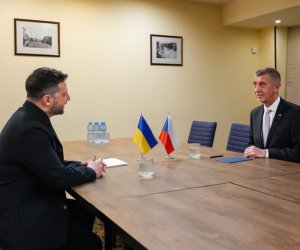 Чехия хочет азербайджанский газ и нефть через Украину