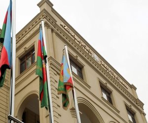 Azərbaycan Ordusunun iki hərbçisi Kəlbəcərdə dərəyə düşüb, biri həlak olub