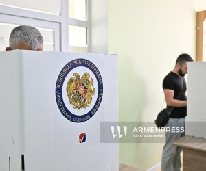 Ermənistanda seçki məntəqələrinə bomba qoyulması ilə bağlı saxta xəbərdarlıqlar yayılıb