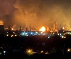 Ukrayna "Qruşovaya" neft bazasına hücum edib
