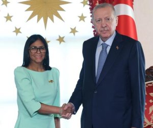 Ərdoğan Venesuelanın müvəqqəti Prezidentini qəbul edib