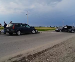 Beyləqanda maşınlar toqquşub, 3 nəfər xəsarət alıb