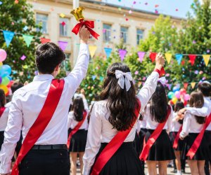 Bu gün Azərbaycanda &ldquo;Son zəng&rdquo;dir