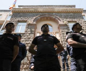 ЦИК Армении скоро объявит итоги выборов: оппозиция обратилась к своим сторонникам