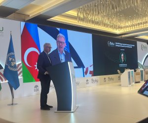 AIIB beş ildə kreditləşməni iki dəfə artırmağı planlaşdırır