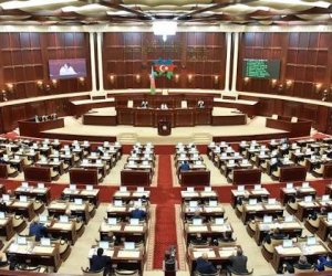 Milli Məclisin komissiyası: Fransa Azərbaycana qarşı hibrid təhdidlərini hələ də davam etdirir