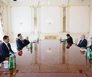 Əliyev ABŞ Konqresinin Nümayəndələr Palatasının üzvünü qəbul edib