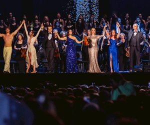 İstanbulda möhtəşəm konsert:140 mindən çox sənətsevər bir araya gəldi &mdash; VİDEO/FOTOLAR