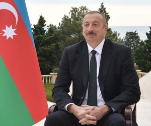 Prezident onları təltif edib - Sərəncam