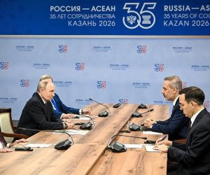 Putin Hakan Fidanla görüşüb