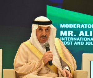 İİB: Ölkələrə hazır modellər deyil, tərəfdaşlıq və təcrübə təklif edirik