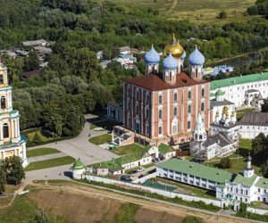 Американцев призвали не ехать в Россию