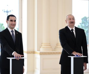 Azərbaycan bu ölkəyə tanker hədiyyə edib