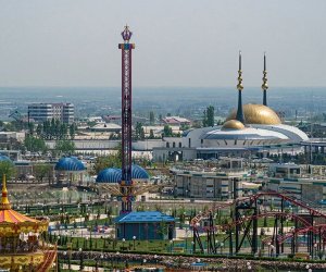 Azərbaycan nümayəndə heyəti Özbəkistana səfər edib