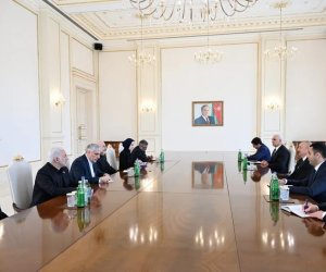 Prezident Qalibafı qəbul edib