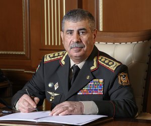 Zakir Həsənov Azərbaycan Ordusunun şəxsi heyətini təbrik edib