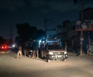 Pakistanda atışma və güclü partlayış baş verib