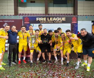 Yelo Bank şirkətlərarası futbol liqasının çempionu olub