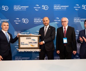 Bank Respublika və OPEC Fund Azərbaycanda sahibkarlığın inkişafına dəstək üçün kredit sazişi imzalayıb