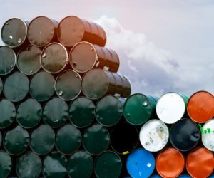 После выхода из ОПЕК Эмираты заливают рынок нефтью