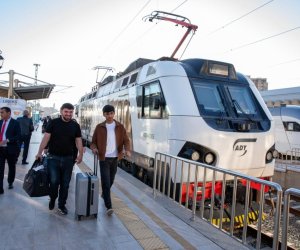 
Bakı&ndash;Tbilisi&ndash;Bakı qatarlarında sərnişin tutumu artırılır