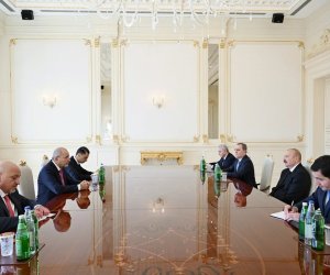 İlham Əliyev İordaniya Baş nazirinin müavinini qəbul edib