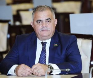 Sosial şəbəkələrdə uşaqların təhlükəsizliyi dövlət, ailə və məktəbin birgə məsuliyyətidir - deputat