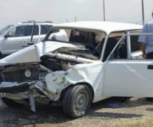 Goranboyda maşınlar toqquşub, xəsarət alanlar var