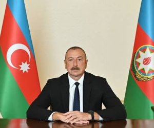 Ильхам Алиев поздравил президента Монголии