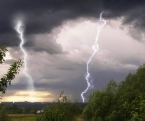 В горных районах Азербайджана прошли кратковременные дожди и грозы