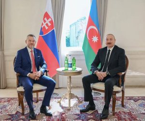 Şuşada İlham Əliyevin Slovakiya Prezidenti ilə təkbətək görüşü olub