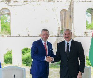 Prezidentin sosial media hesablarında Peter Pelleqrini ilə Şuşa görüşündən daha bir video paylaşılıb