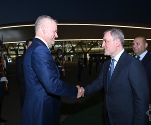Slovakiya Prezidenti Füzuli aeroportundan Bakıya yola düşüb