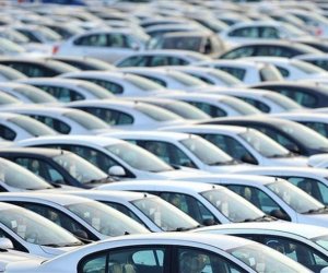 Azərbaycan avtomobil idxalına çəkdiyi xərci 35 %-ə yaxın azaldıb