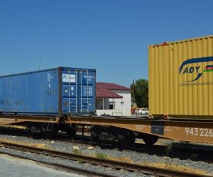 ADY 6 ayda 905 min tondan çox qida məhsulları daşıyıb