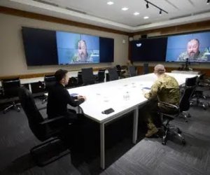Зеленский посовещался с боевыми командирами